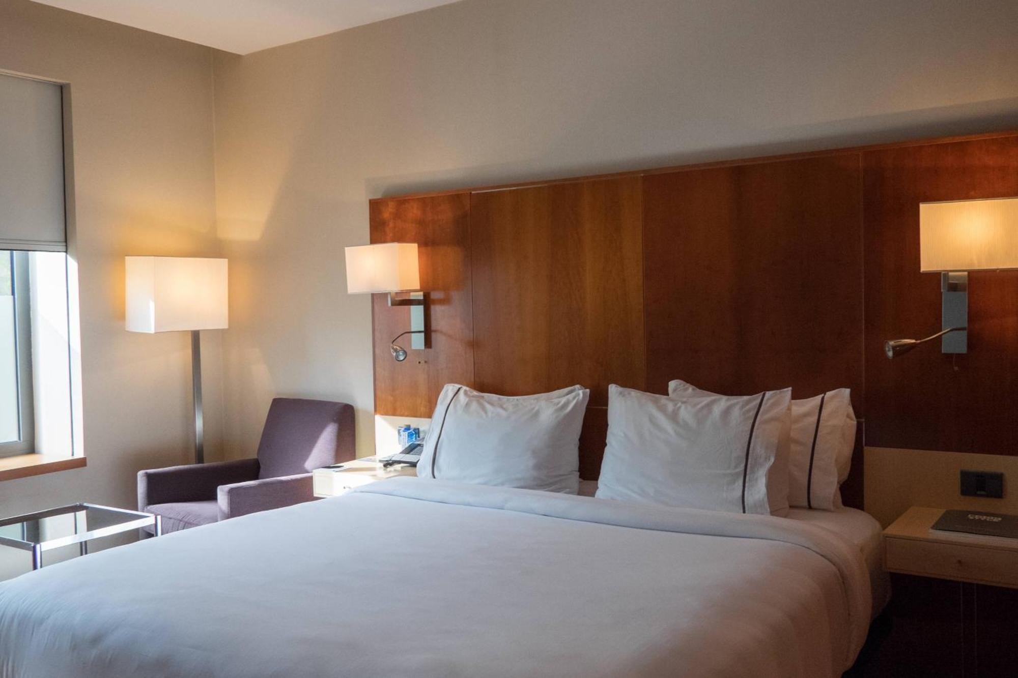 Ac Hotel Aitana By Marriott Madrid Exterior photo