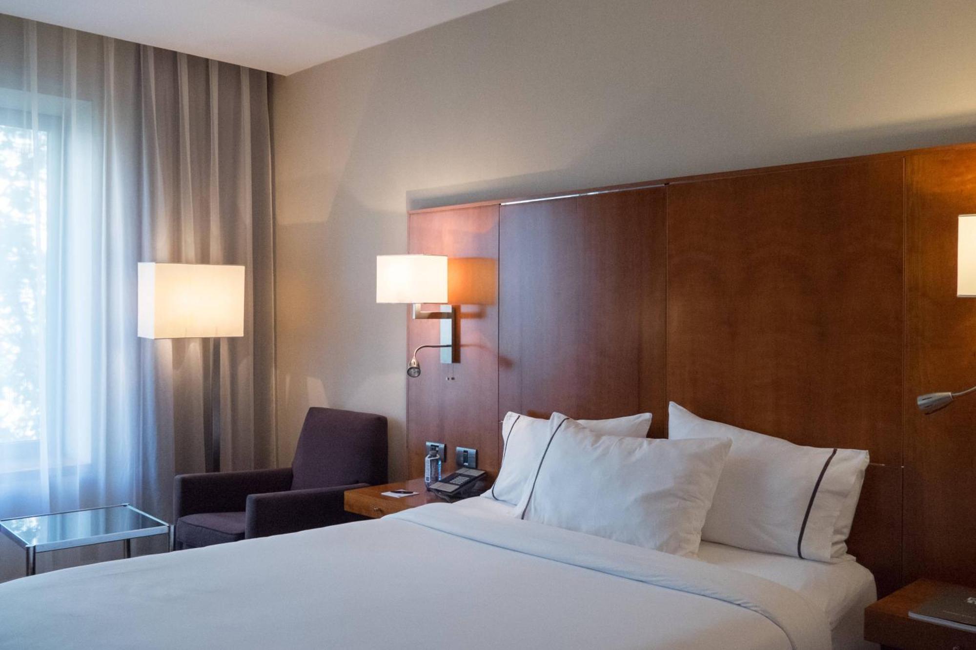 Ac Hotel Aitana By Marriott Madrid Exterior photo