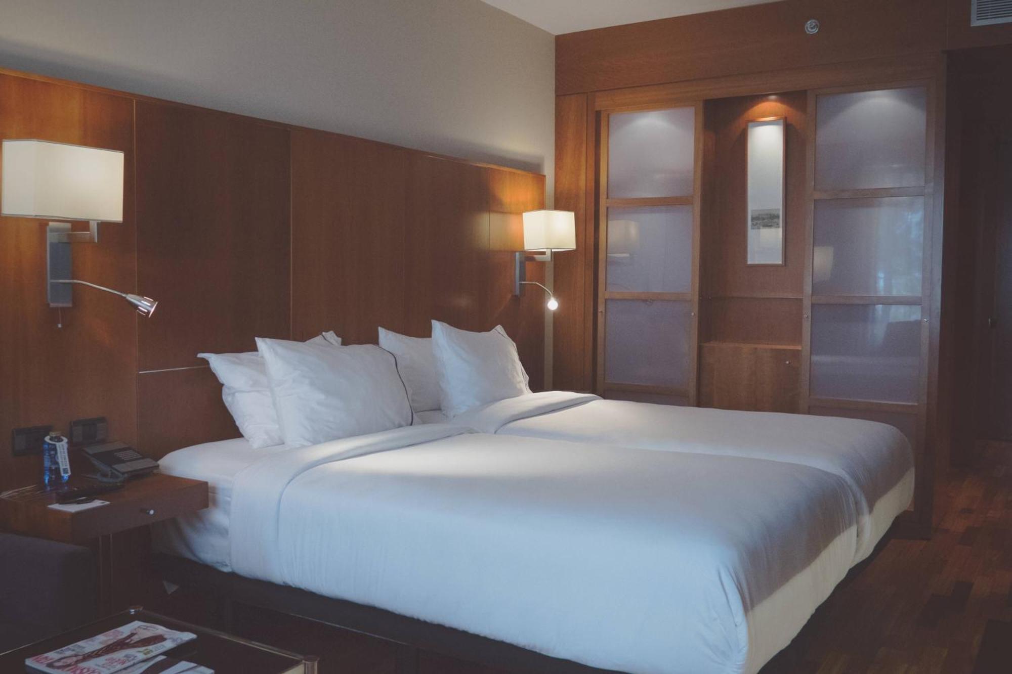 Ac Hotel Aitana By Marriott Madrid Exterior photo
